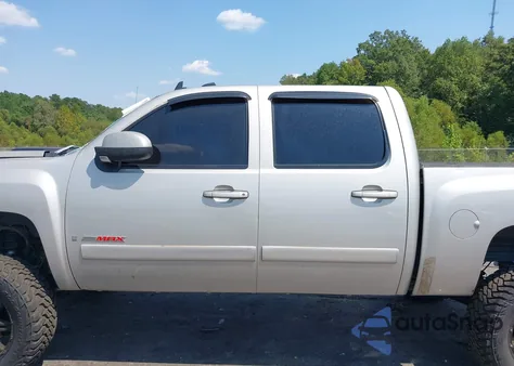 2007 Chevrolet Silverado 1500 Ltz из США, поврежденный, VIN 2GCFK13Y771630334